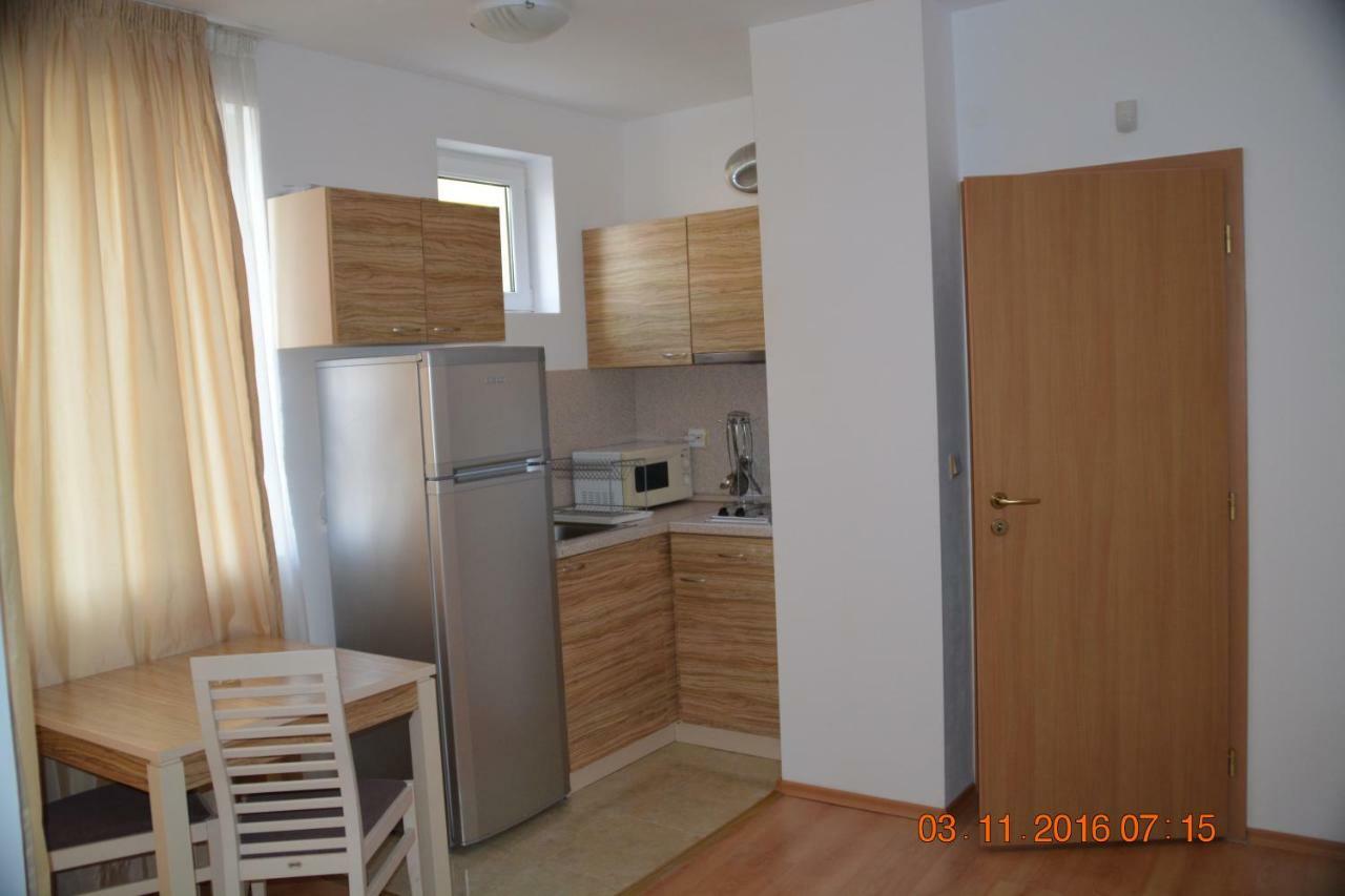 Guest Apartments Salena ซันนีบีช ภายนอก รูปภาพ