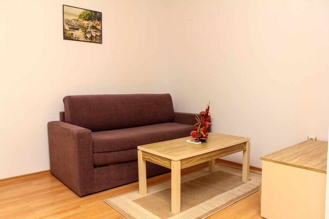 Guest Apartments Salena ซันนีบีช ภายนอก รูปภาพ