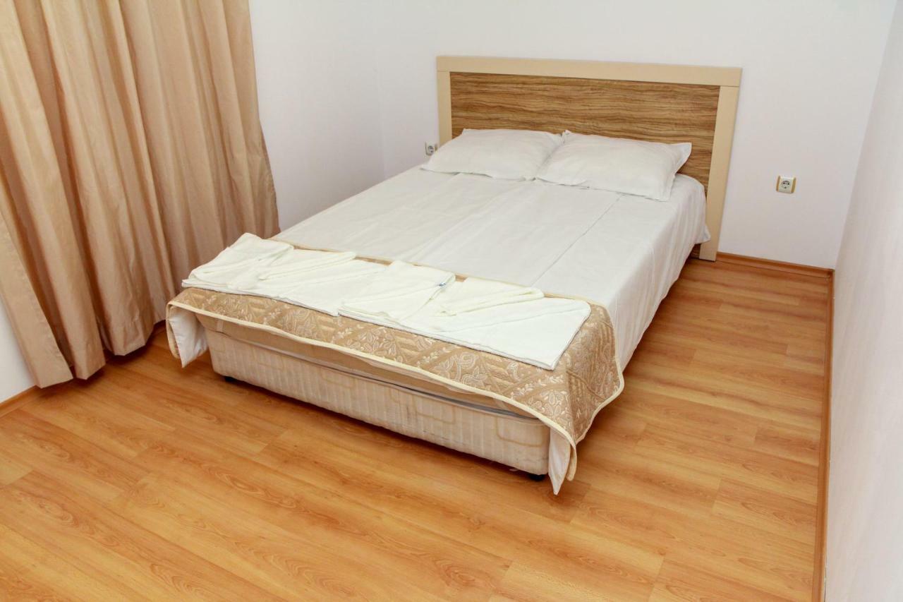 Guest Apartments Salena ซันนีบีช ภายนอก รูปภาพ