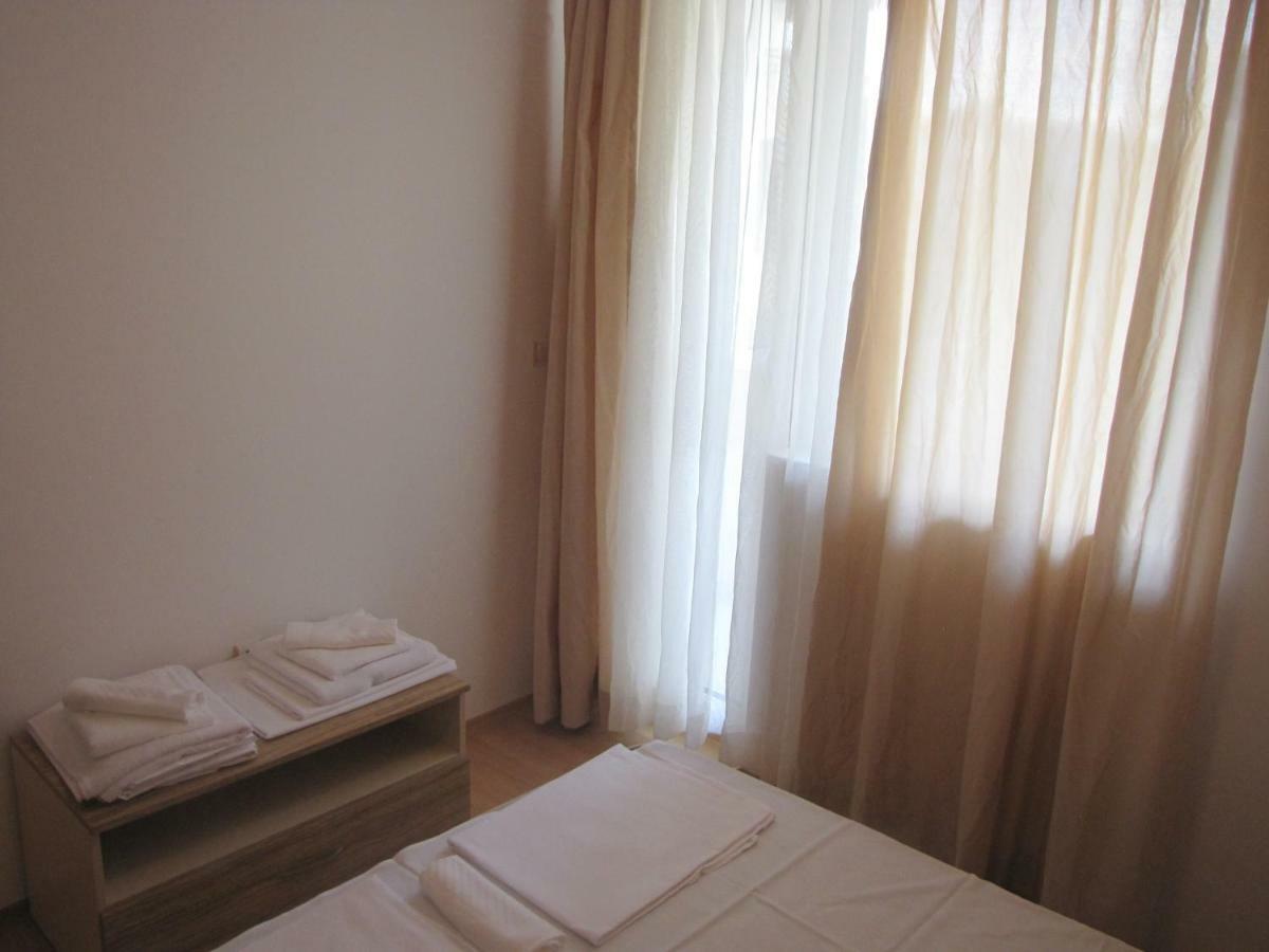 Guest Apartments Salena ซันนีบีช ภายนอก รูปภาพ