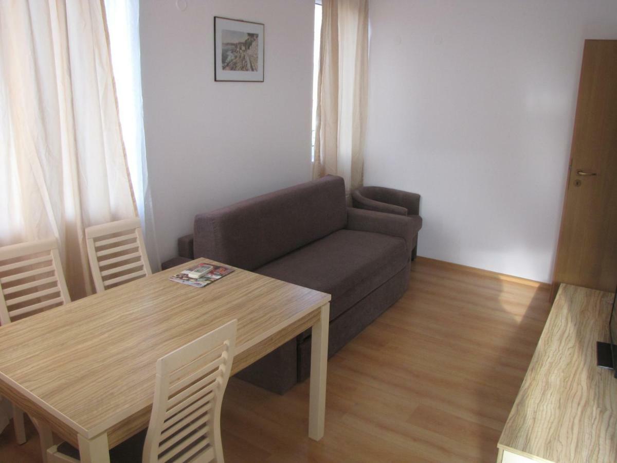 Guest Apartments Salena ซันนีบีช ภายนอก รูปภาพ