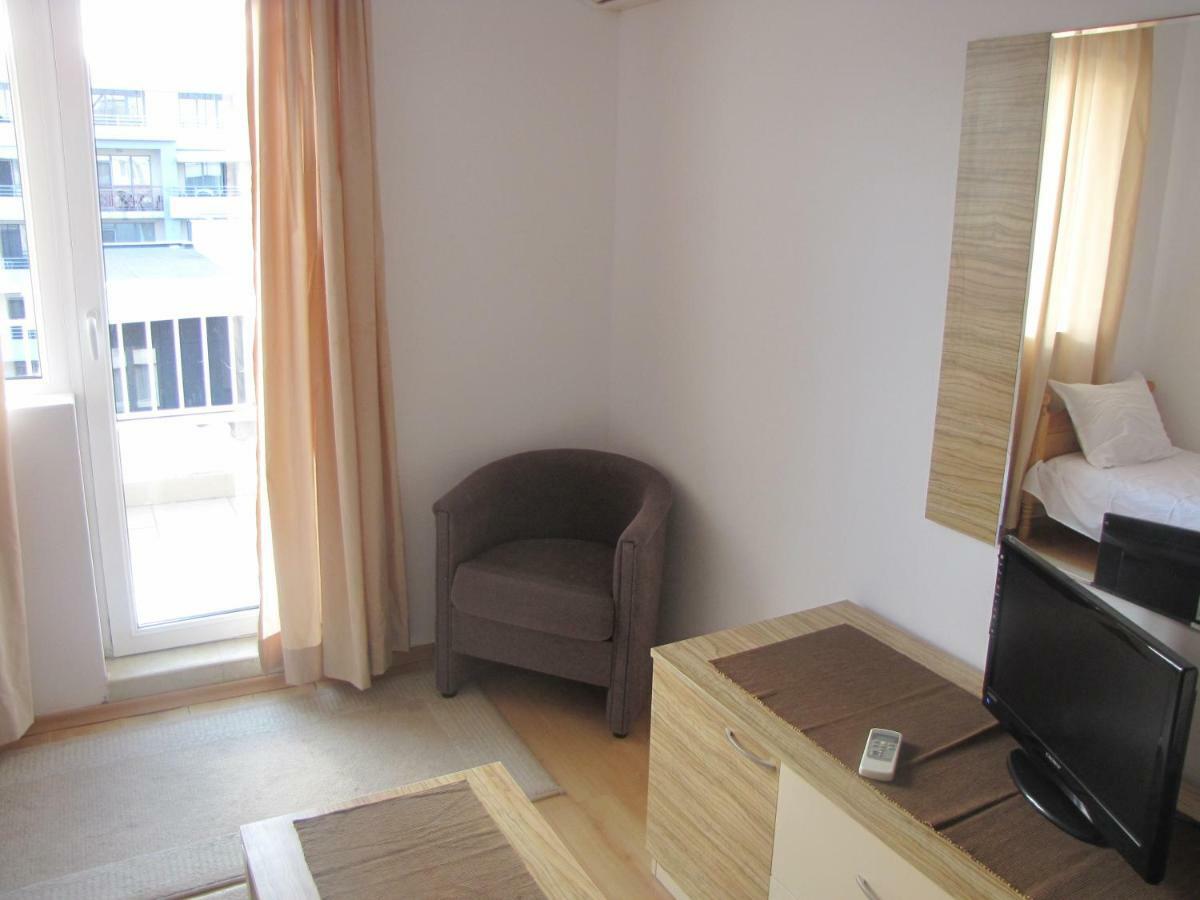 Guest Apartments Salena ซันนีบีช ภายนอก รูปภาพ