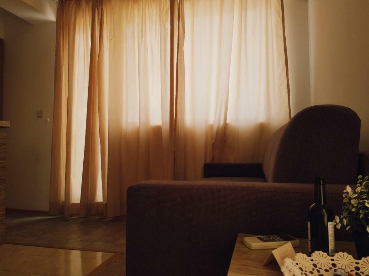 Guest Apartments Salena ซันนีบีช ภายนอก รูปภาพ