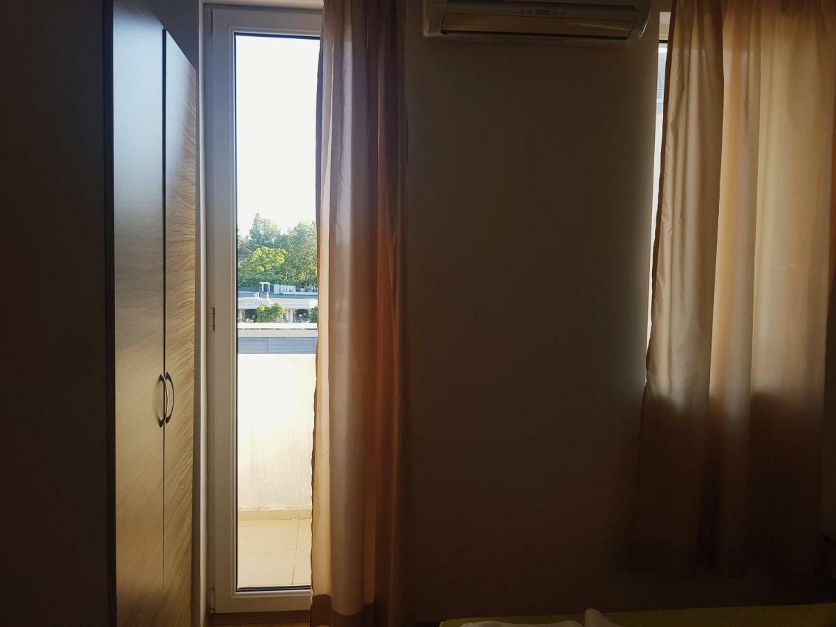 Guest Apartments Salena ซันนีบีช ภายนอก รูปภาพ