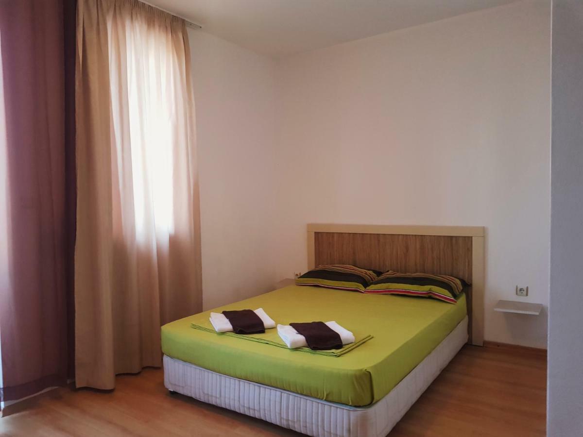 Guest Apartments Salena ซันนีบีช ภายนอก รูปภาพ