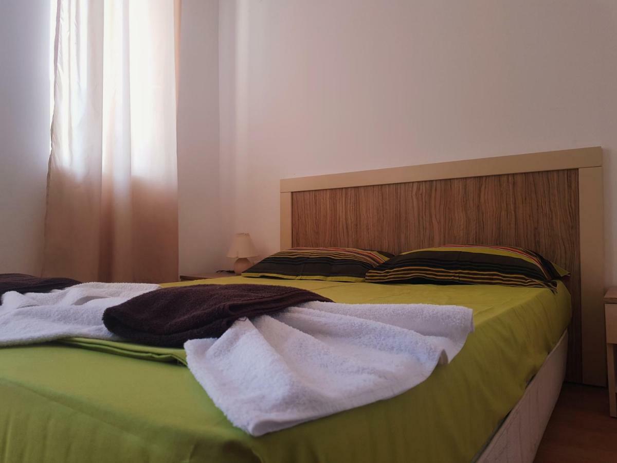 Guest Apartments Salena ซันนีบีช ภายนอก รูปภาพ
